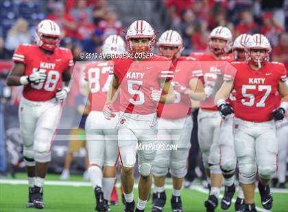 Thumbnail 3 in Katy vs. North Shore (UIL 6A Regional Playoff) photogallery.