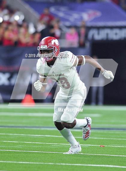 Thumbnail 1 in Katy vs. North Shore (UIL 6A Regional Playoff) photogallery.
