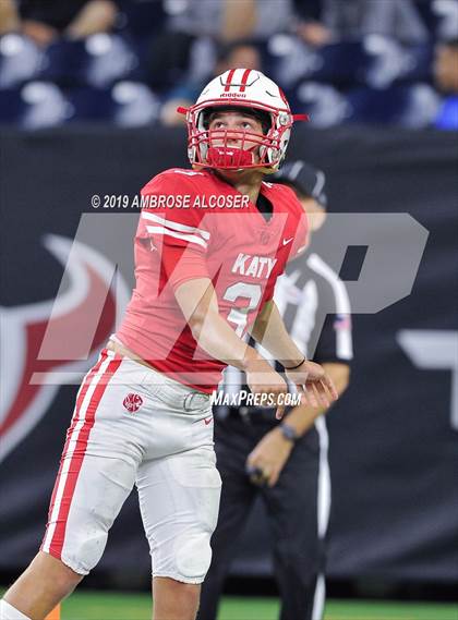 Thumbnail 3 in Katy vs. North Shore (UIL 6A Regional Playoff) photogallery.