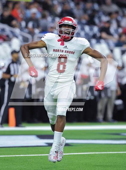 Thumbnail 3 in Katy vs. North Shore (UIL 6A Regional Playoff) photogallery.