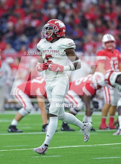 Thumbnail 1 in Katy vs. North Shore (UIL 6A Regional Playoff) photogallery.