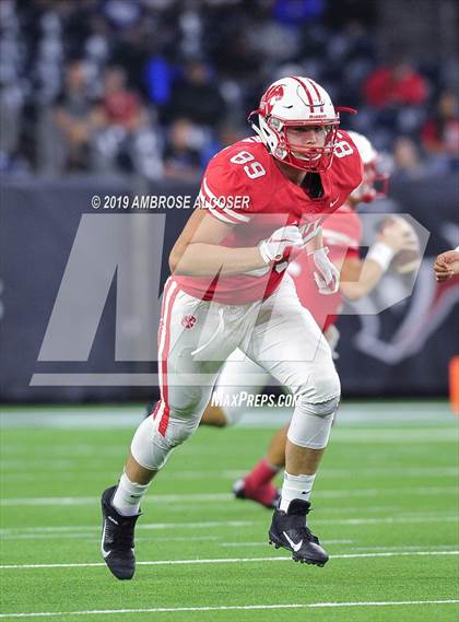 Thumbnail 2 in Katy vs. North Shore (UIL 6A Regional Playoff) photogallery.