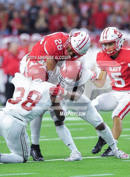 Thumbnail 3 in Katy vs. North Shore (UIL 6A Regional Playoff) photogallery.