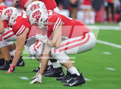 Thumbnail 3 in Katy vs. North Shore (UIL 6A Regional Playoff) photogallery.