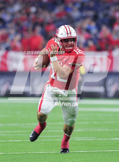 Thumbnail 2 in Katy vs. North Shore (UIL 6A Regional Playoff) photogallery.