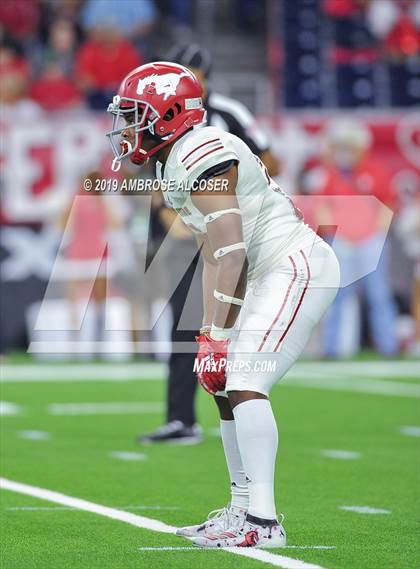 Thumbnail 2 in Katy vs. North Shore (UIL 6A Regional Playoff) photogallery.