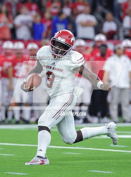 Thumbnail 1 in Katy vs. North Shore (UIL 6A Regional Playoff) photogallery.