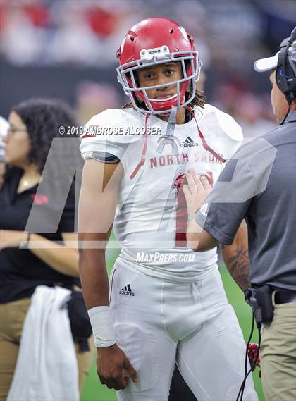 Thumbnail 2 in Katy vs. North Shore (UIL 6A Regional Playoff) photogallery.