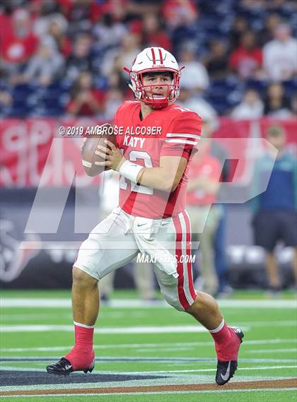 Thumbnail 1 in Katy vs. North Shore (UIL 6A Regional Playoff) photogallery.