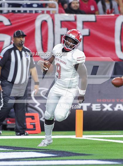 Thumbnail 3 in Katy vs. North Shore (UIL 6A Regional Playoff) photogallery.