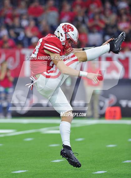 Thumbnail 2 in Katy vs. North Shore (UIL 6A Regional Playoff) photogallery.
