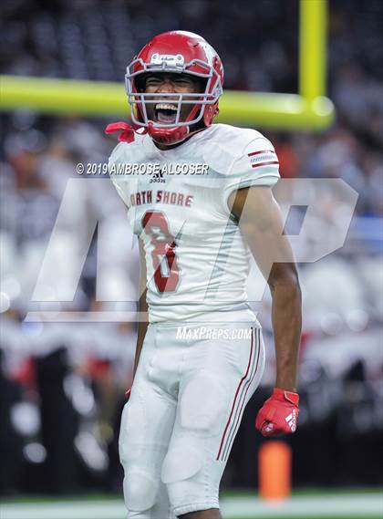 Thumbnail 3 in Katy vs. North Shore (UIL 6A Regional Playoff) photogallery.