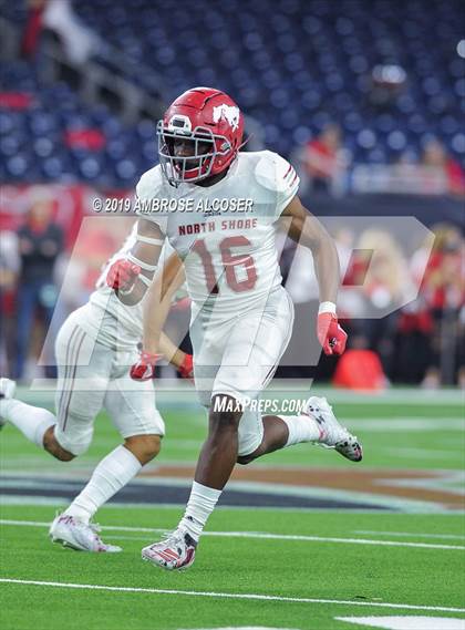 Thumbnail 1 in Katy vs. North Shore (UIL 6A Regional Playoff) photogallery.