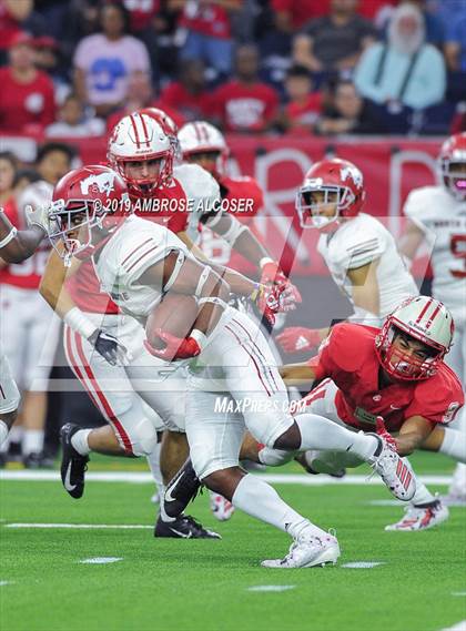 Thumbnail 1 in Katy vs. North Shore (UIL 6A Regional Playoff) photogallery.
