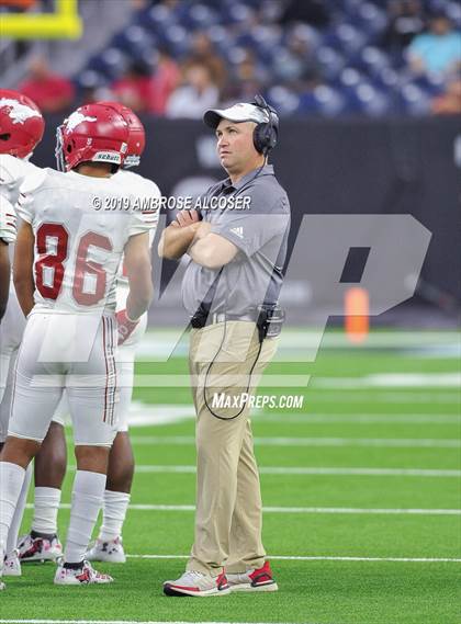 Thumbnail 1 in Katy vs. North Shore (UIL 6A Regional Playoff) photogallery.
