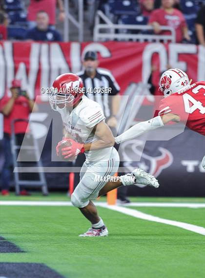 Thumbnail 3 in Katy vs. North Shore (UIL 6A Regional Playoff) photogallery.