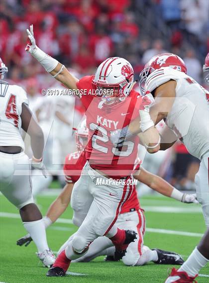 Thumbnail 1 in Katy vs. North Shore (UIL 6A Regional Playoff) photogallery.