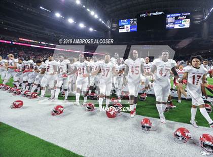 Thumbnail 1 in Katy vs. North Shore (UIL 6A Regional Playoff) photogallery.