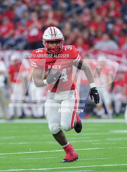 Thumbnail 3 in Katy vs. North Shore (UIL 6A Regional Playoff) photogallery.