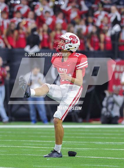 Thumbnail 2 in Katy vs. North Shore (UIL 6A Regional Playoff) photogallery.