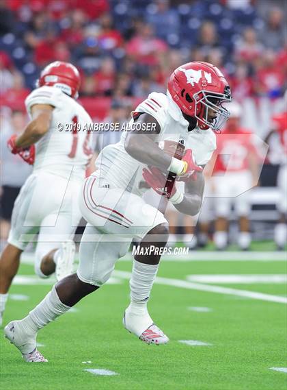 Thumbnail 1 in Katy vs. North Shore (UIL 6A Regional Playoff) photogallery.