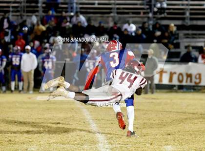 Thumbnail 2 in Maplesville vs. Linden (AHSAA Class A Semifinal) photogallery.
