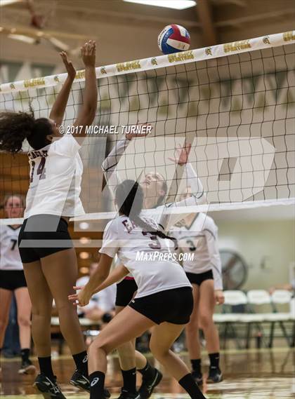 Thumbnail 3 in West Valley @ Red Bluff photogallery.