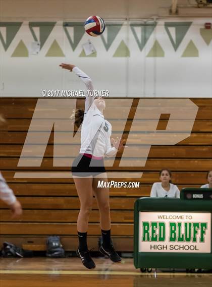Thumbnail 3 in West Valley @ Red Bluff photogallery.