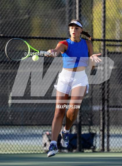 Thumbnail 1 in UHSAA 4A & 6A State Tournament photogallery.