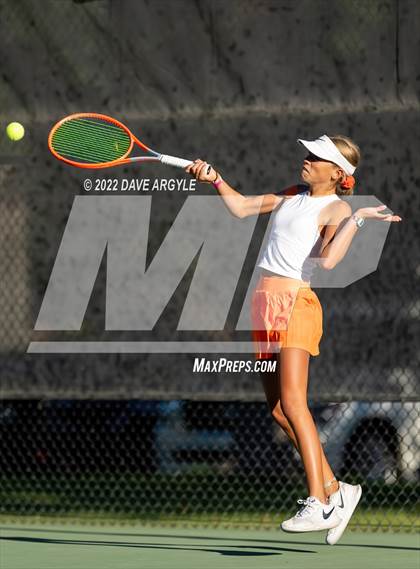 Thumbnail 1 in UHSAA 4A & 6A State Tournament photogallery.