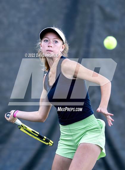 Thumbnail 1 in UHSAA 4A & 6A State Tournament photogallery.