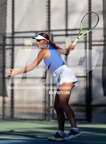 Thumbnail 1 in UHSAA 4A & 6A State Tournament photogallery.