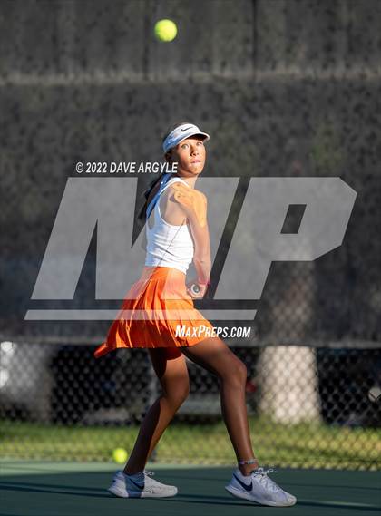 Thumbnail 2 in UHSAA 4A & 6A State Tournament photogallery.