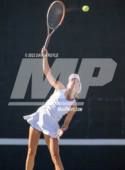 Thumbnail 2 in UHSAA 4A & 6A State Tournament photogallery.