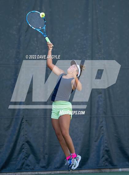 Thumbnail 1 in UHSAA 4A & 6A State Tournament photogallery.