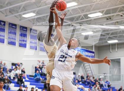 Thumbnail 1 in Chrisman vs North Kansas City (MSHSAA District Semifinal) photogallery.