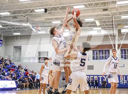 Thumbnail 1 in Chrisman vs North Kansas City (MSHSAA District Semifinal) photogallery.