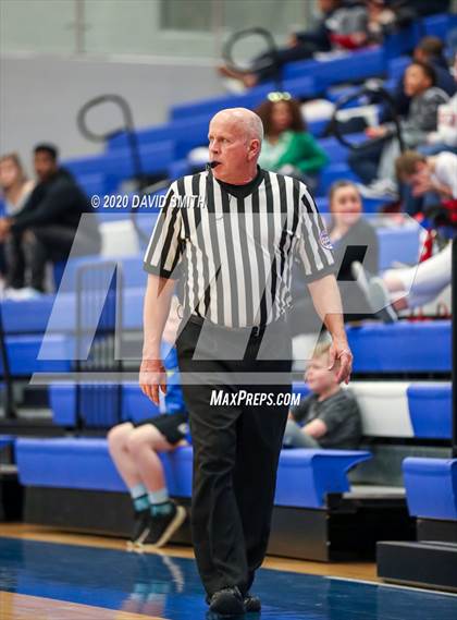 Thumbnail 2 in Chrisman vs North Kansas City (MSHSAA District Semifinal) photogallery.