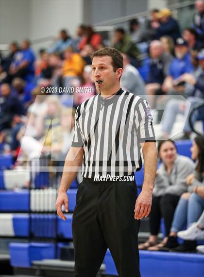 Thumbnail 2 in Chrisman vs North Kansas City (MSHSAA District Semifinal) photogallery.