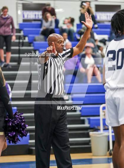 Thumbnail 3 in Chrisman vs North Kansas City (MSHSAA District Semifinal) photogallery.