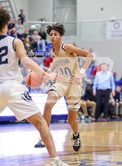 Thumbnail 1 in Chrisman vs North Kansas City (MSHSAA District Semifinal) photogallery.