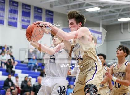 Thumbnail 3 in Chrisman vs North Kansas City (MSHSAA District Semifinal) photogallery.