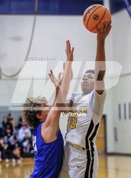 Thumbnail 2 in Butler vs Etowah (Lemon Street Classic) photogallery.