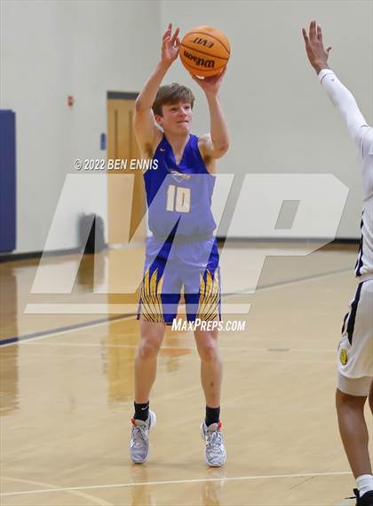 Thumbnail 1 in Butler vs Etowah (Lemon Street Classic) photogallery.
