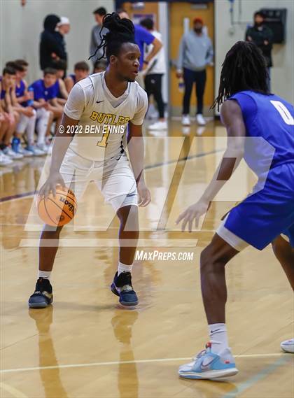 Thumbnail 2 in Butler vs Etowah (Lemon Street Classic) photogallery.