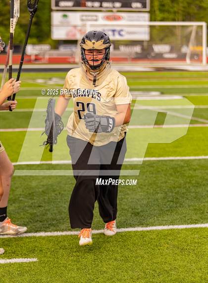 Thumbnail 3 in North Myrtle Beach vs Socastee (SCHSL 5A Div 2 Round 1) photogallery.