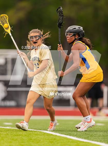 Thumbnail 1 in North Myrtle Beach vs Socastee (SCHSL 5A Div 2 Round 1) photogallery.