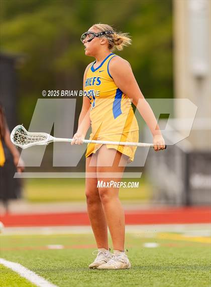 Thumbnail 3 in North Myrtle Beach vs Socastee (SCHSL 5A Div 2 Round 1) photogallery.