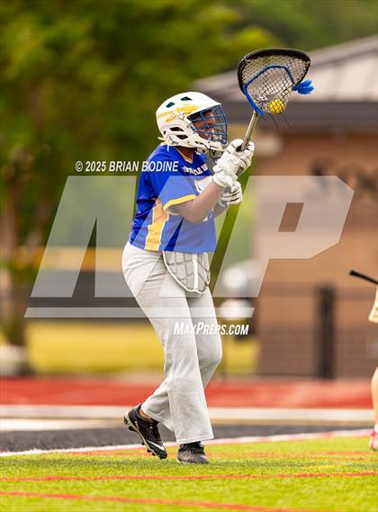 Thumbnail 1 in North Myrtle Beach vs Socastee (SCHSL 5A Div 2 Round 1) photogallery.