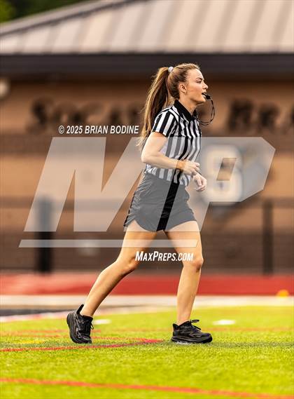 Thumbnail 2 in North Myrtle Beach vs Socastee (SCHSL 5A Div 2 Round 1) photogallery.